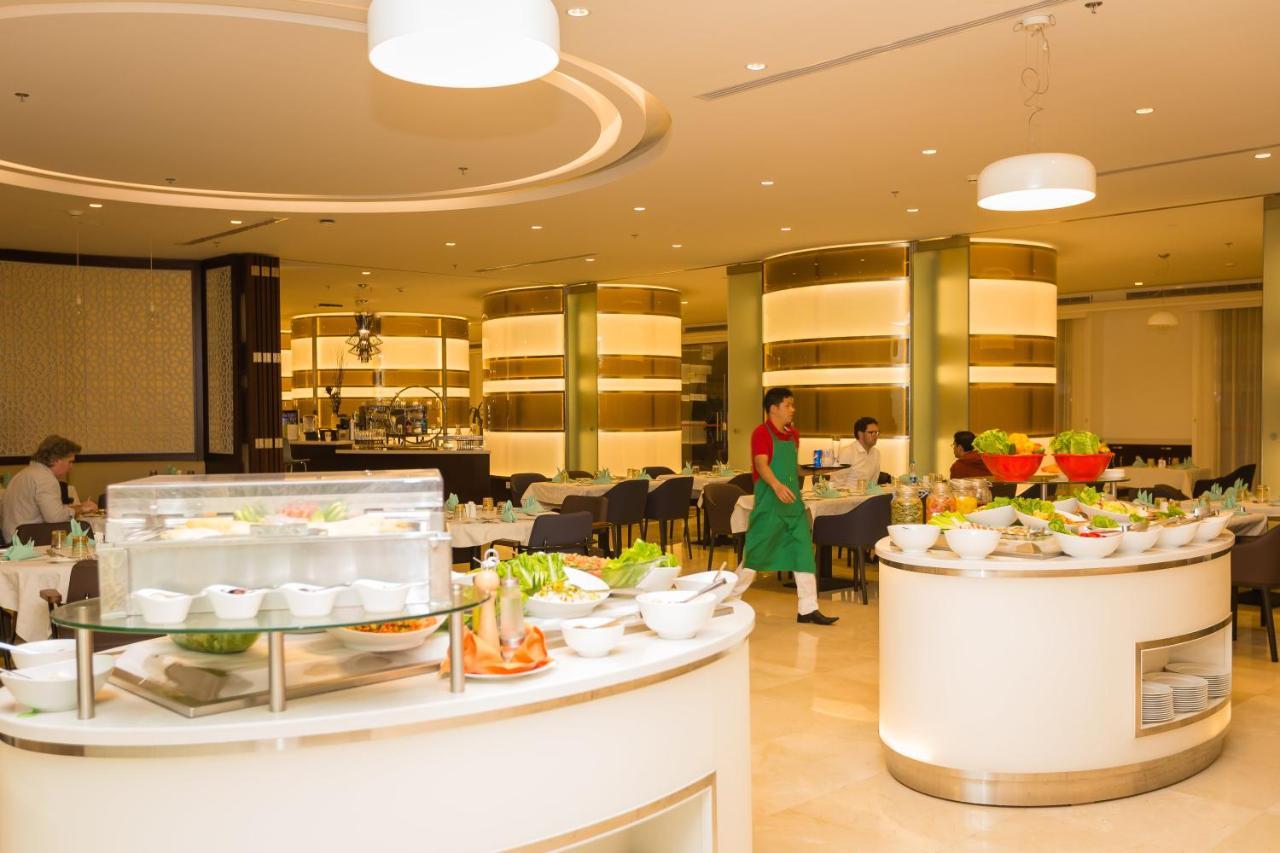 Holiday Inn Yanbu By Ihg Exterior photo