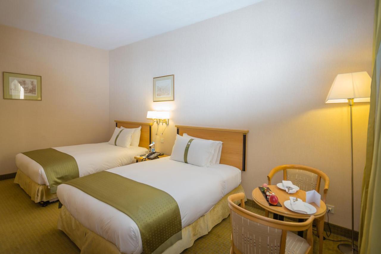Holiday Inn Yanbu By Ihg Exterior photo