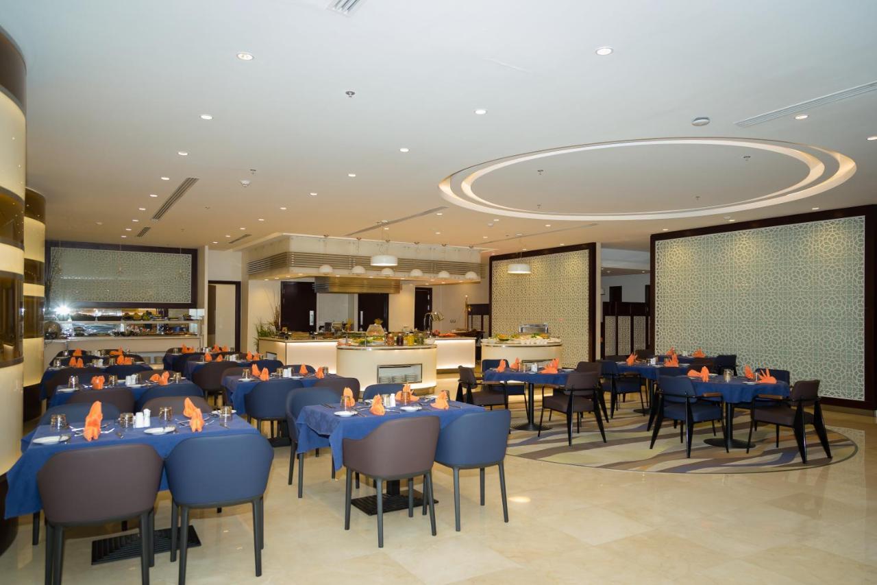 Holiday Inn Yanbu By Ihg Exterior photo