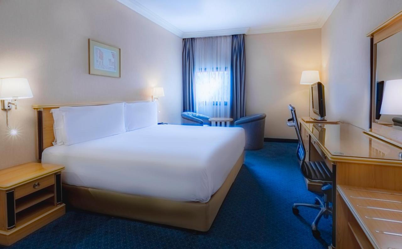 Holiday Inn Yanbu By Ihg Exterior photo