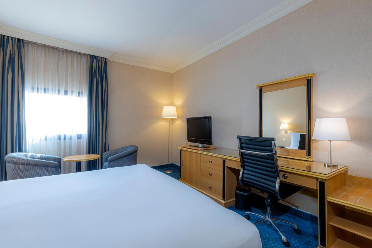 Holiday Inn Yanbu By Ihg Exterior photo